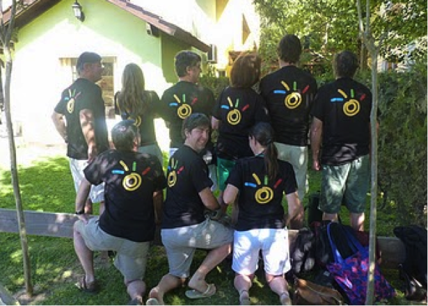 Equipe avec shirts